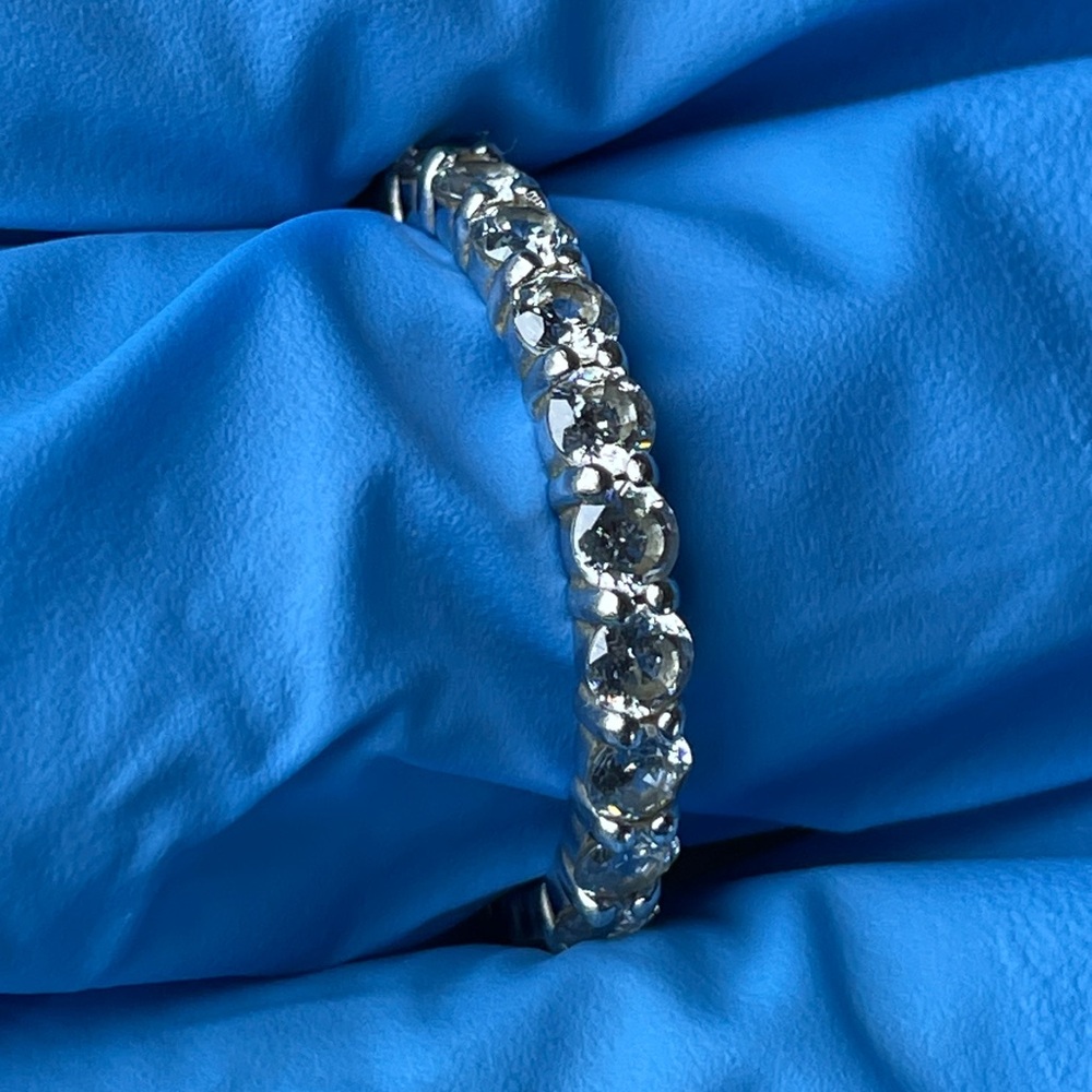 Ring 4 - Picture 4 of 7